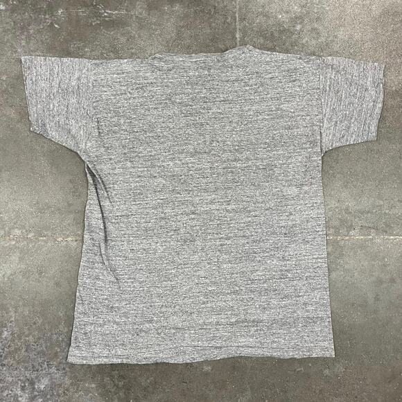 Vintage 1973 Roach Im Only Here For The Beer T-Shirt Medium - Picture 7 of 7